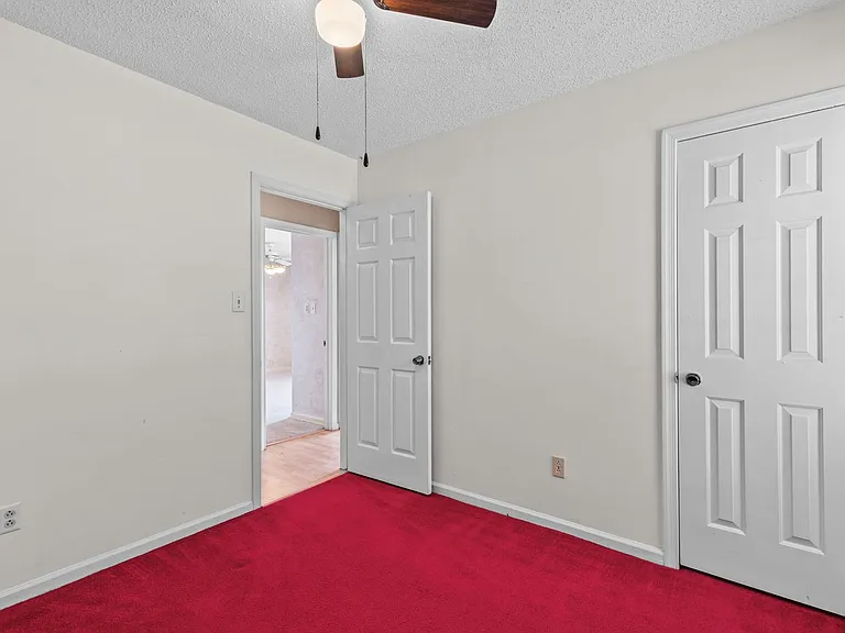 904 Scarlet Oak Ct N — Photo 16