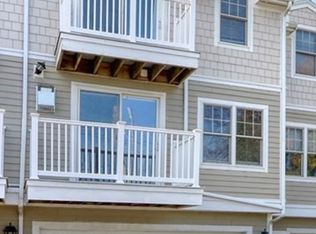 1276 Sea St #3, Quincy, MA 02169