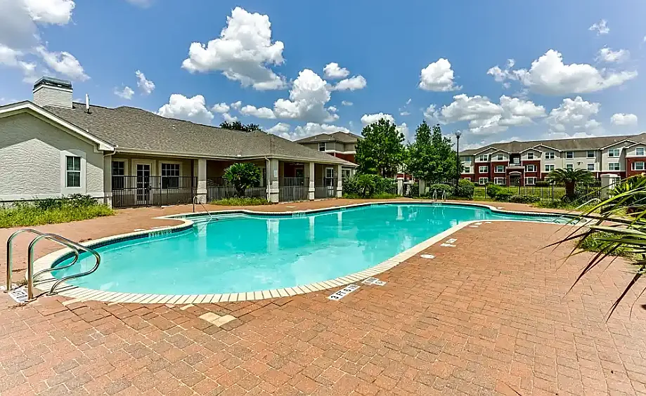 Kimberly Pointe Apartments — Photo 2