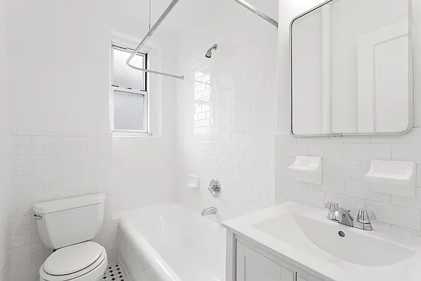 Rented by Maz Group NY | media 4