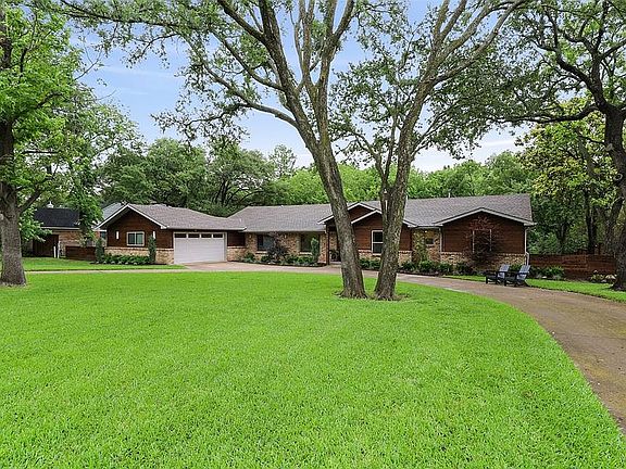 2nd image of 10510 Royal Springs Dr