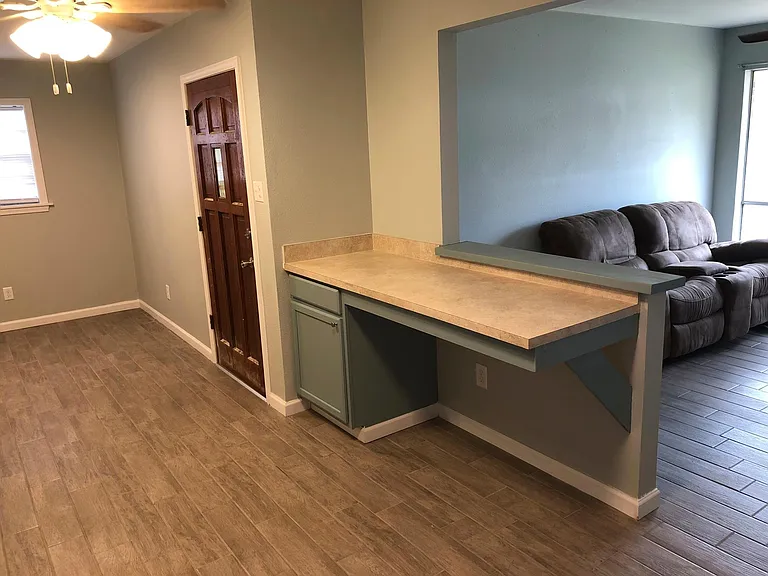 7628 Macon Dr — Photo 12