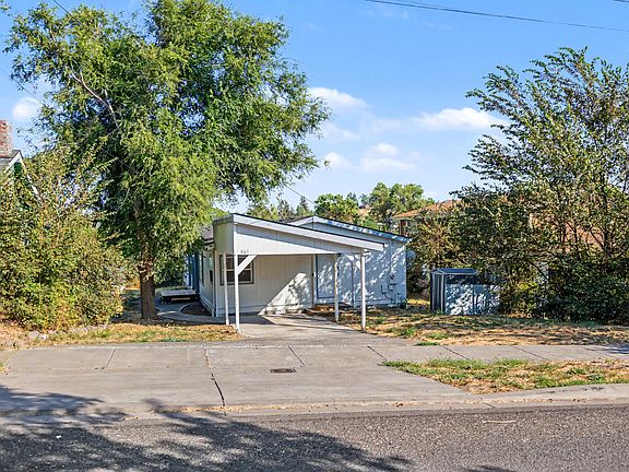 4th image of 863 California Ave