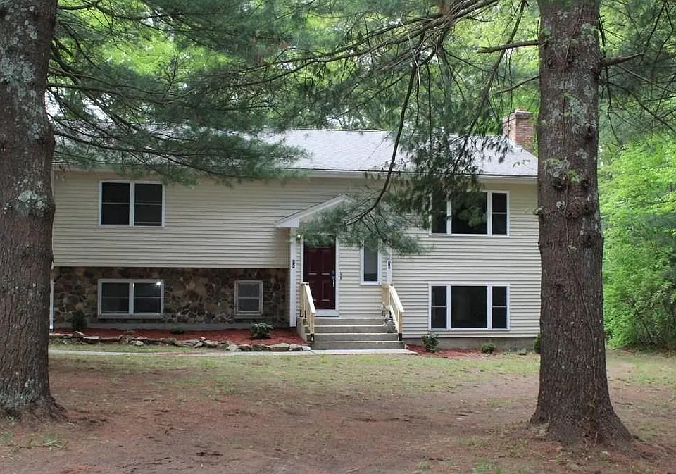 24 Chestnut St