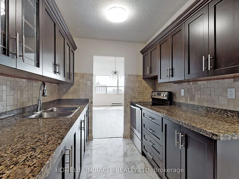 10 Tobermory Dr #1206 — Photo 15