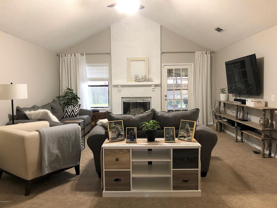 1st image of 7344 Cinnamon Lakes Dr