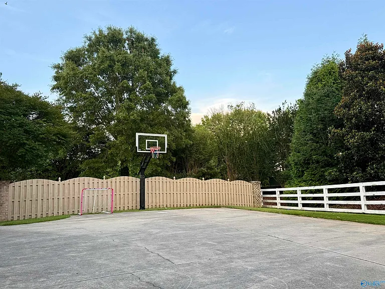 2704 Hampton Cove Way SE — Photo 45