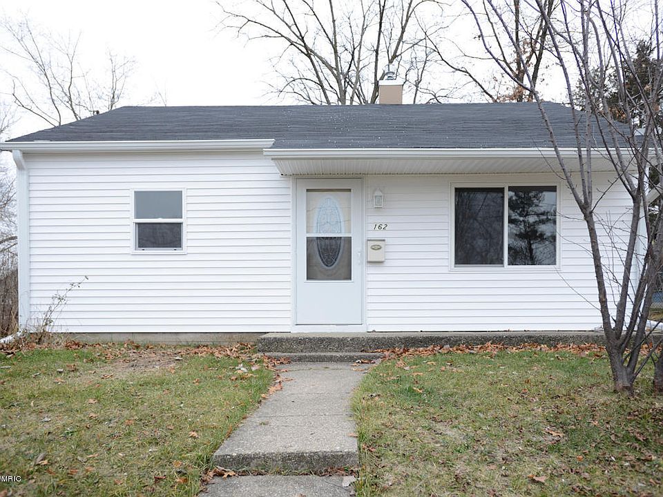 1st image of 162 James St