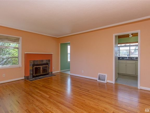2nd image of 4114 N 15th St