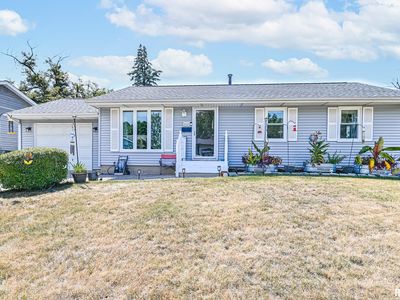 6615 N Randwick Rd, Peoria, IL, 61615