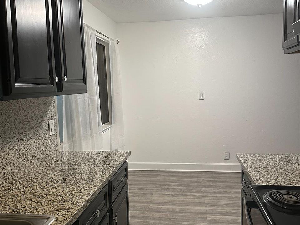 2nd image of 420 E Bianchi Rd APT 4