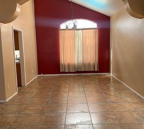 3rd image of 6376 Cornstalk Cir