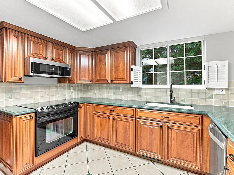 5441 S Richfield Way — Photo 12