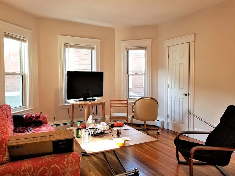 16 Chester St #2 — Photo 7