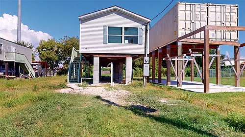 435 16th St Photo 1