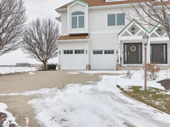 2820 N Noreaster Cove Dr #1, Pt Clinton, OH 43452