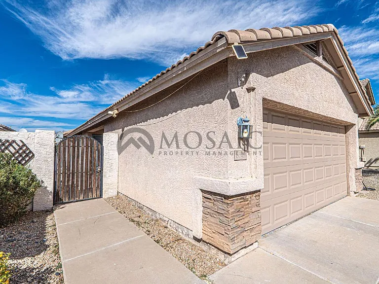 8646 E Nido Ave — Photo 2