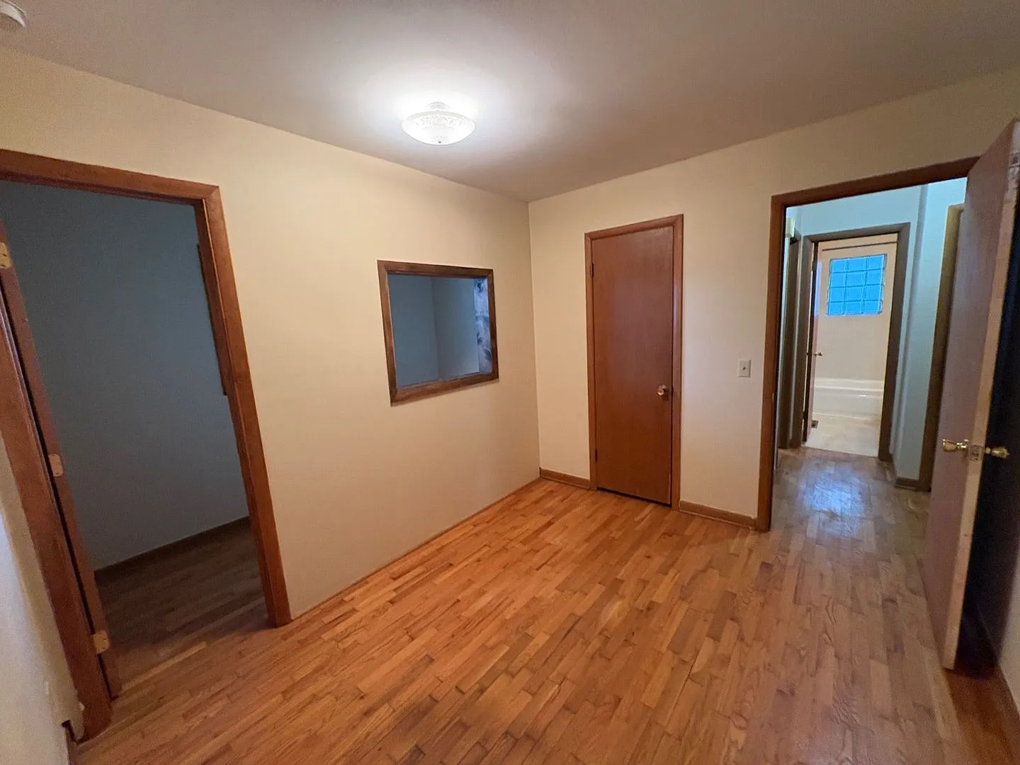 3 Bedroom in South Springfield — Photo 4