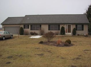 24056 W County Line Rd, Essex, IL 60935