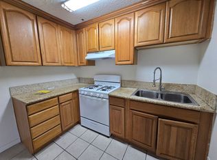 810MA, Santa Ana, CA 92701