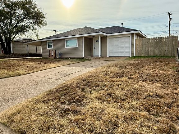 3rd image of 1025 Bowman Dr
