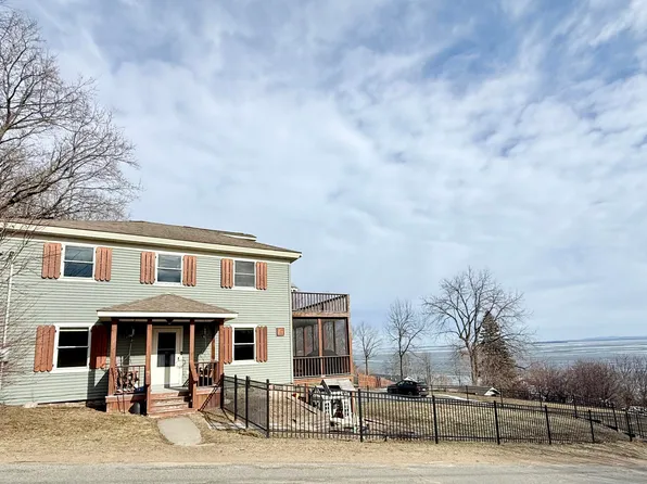 12 Lumber St, Port Kent, NY 12975