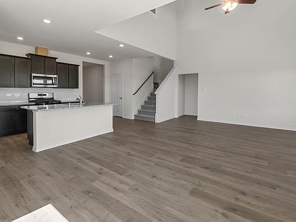 3rd image of 7220 Headingham Way