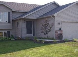 202 Luella Pl NE, Stewartville, MN 55976