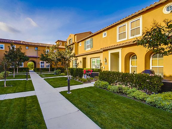 2nd image of 17022 Calle Trevino Unit 1