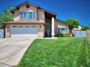 2530 Apache Plume Ct, Palmdale, CA 93550
