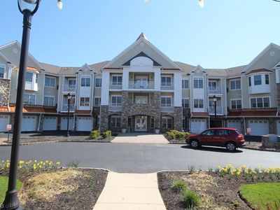 1210 Berry Farm Rd, Whitehouse Station, NJ, 08889