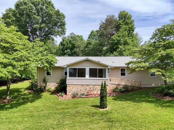 116 Beale Court Dr, Blairsville, GA 30512