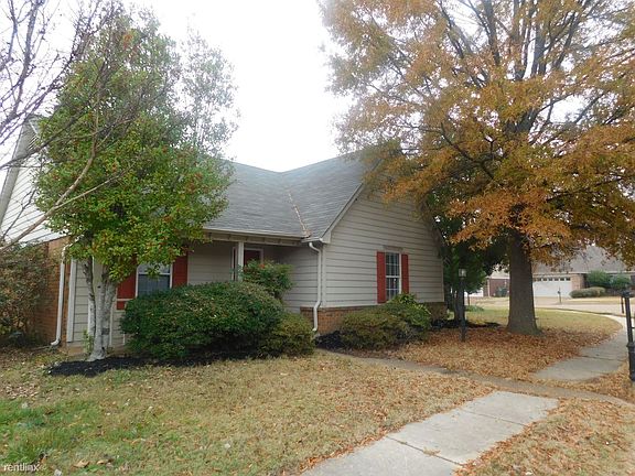 3rd image of 1827 Black Bear Cir