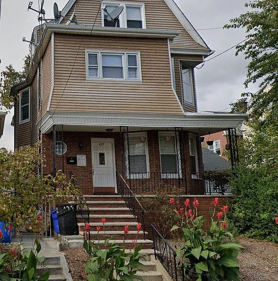 229 Brighton Ave #3 — Photo 1