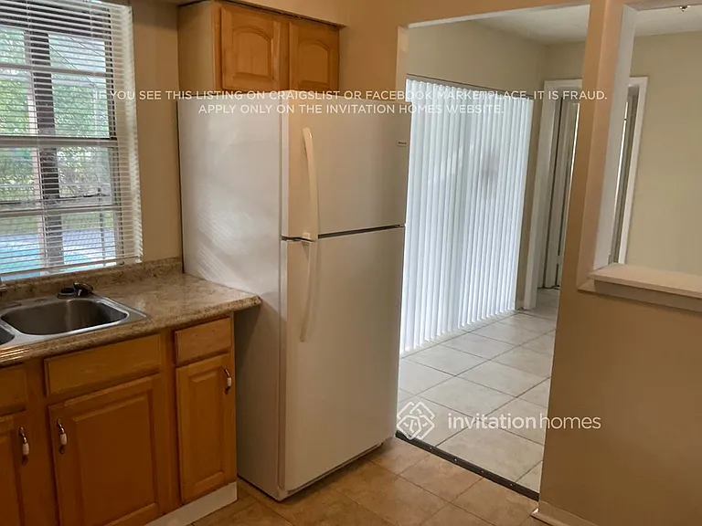 2648 Nassau Dr — Photo 5