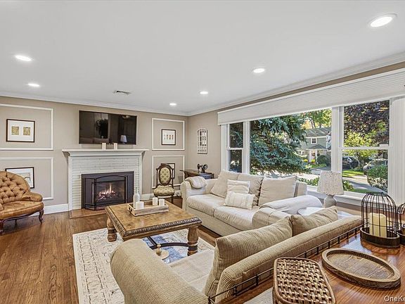 4th image of 109 Reeve Road
