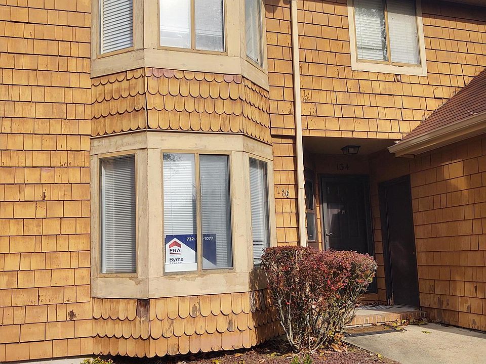1st image of 126 Delaware Trl #1000