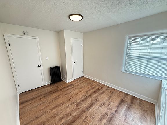 4th image of 111 Colton Ave