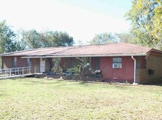 2231 Porter Ave, Grand Ridge, FL 32442