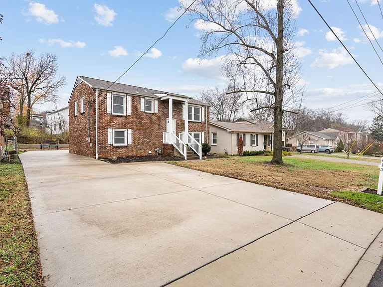 613 Nashua Ln — Photo 27