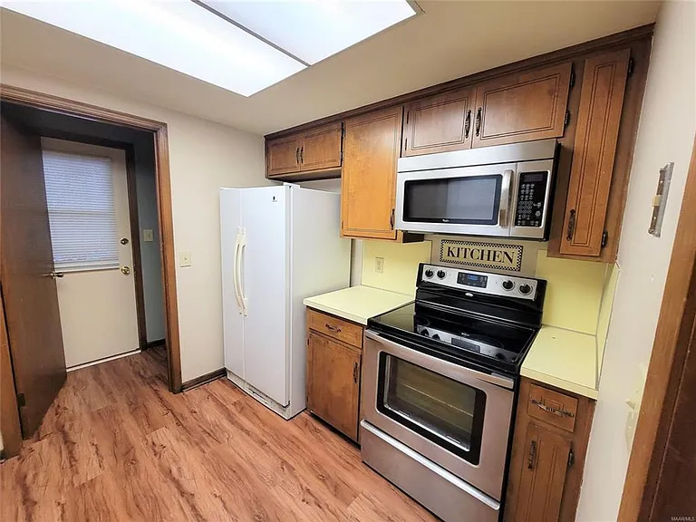 4046 Camellia Dr #1 — Photo 6