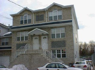 3 Marisa Ct, Staten Island, NY 10314