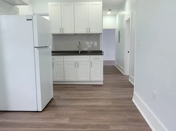 329-331 Elizabeth Ave, Newark, NJ 07112