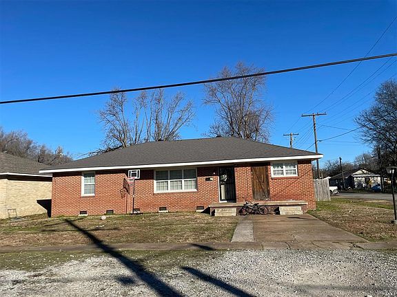 4th image of 419 E Georgia St