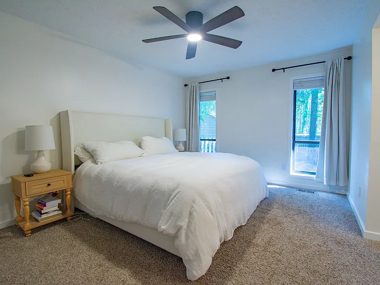 513 Andrea Ct — Photo 17