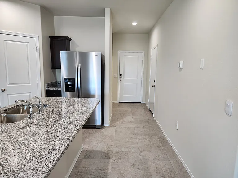 24597 W Illini St — Photo 7