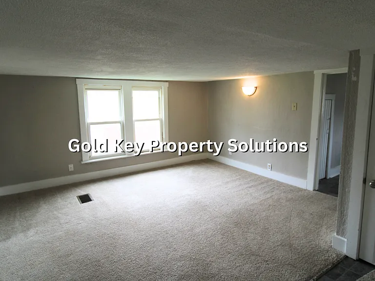 2820 Fairview St Anderson, IN 46016-5055 — Photo 8