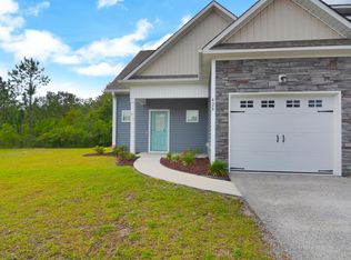 428 Guppy Loop, Sneads Ferry, NC 28460