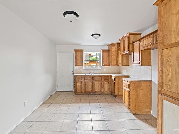 4th image of 523 Perkins Ave
