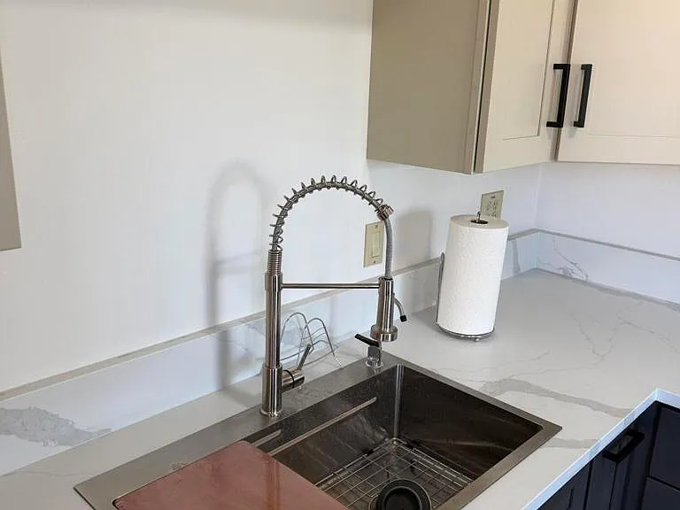 826 Camelia Dr — Photo 10